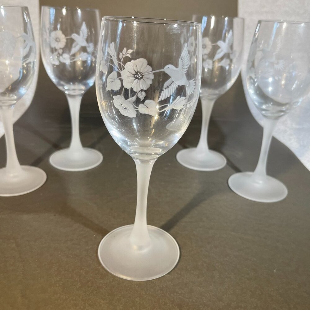 AVON Hummingbird Collection Crystal Wine Glasses Set of 5 Etched (365) - Picture 3 of 3